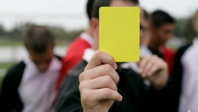 como o volante evita o cartão amarelo